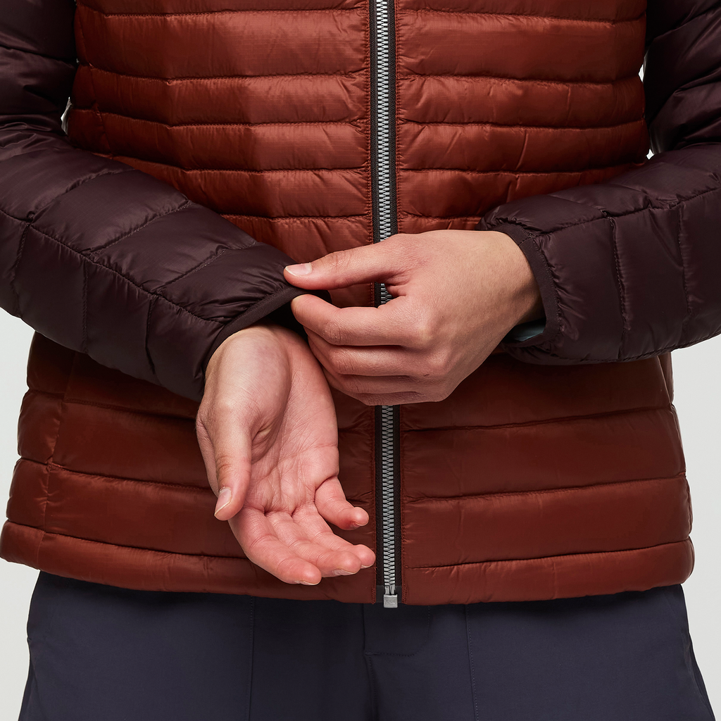 Fuego Hooded Down Jacket - Women's