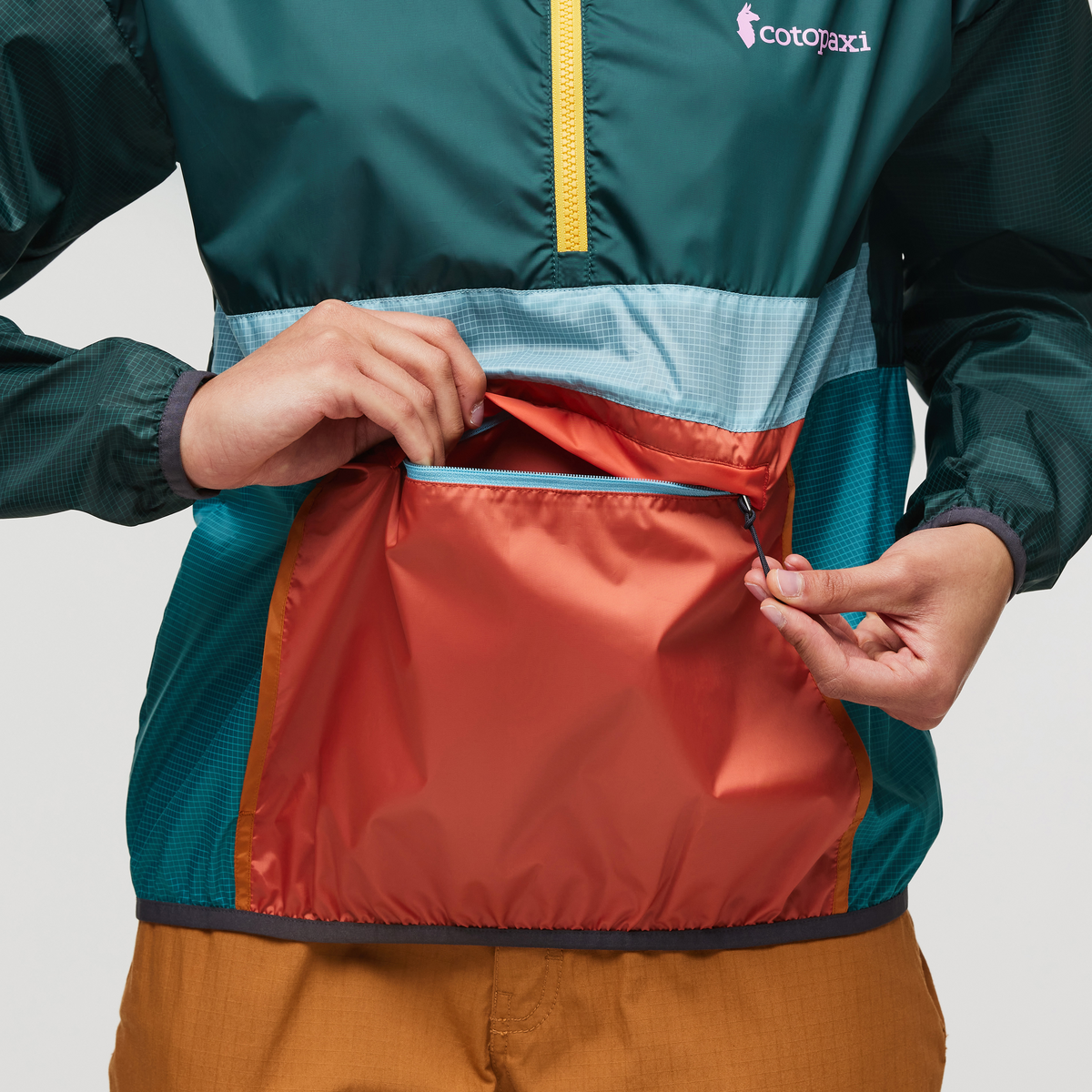 Teca Half-Zip Windbreaker - Women's