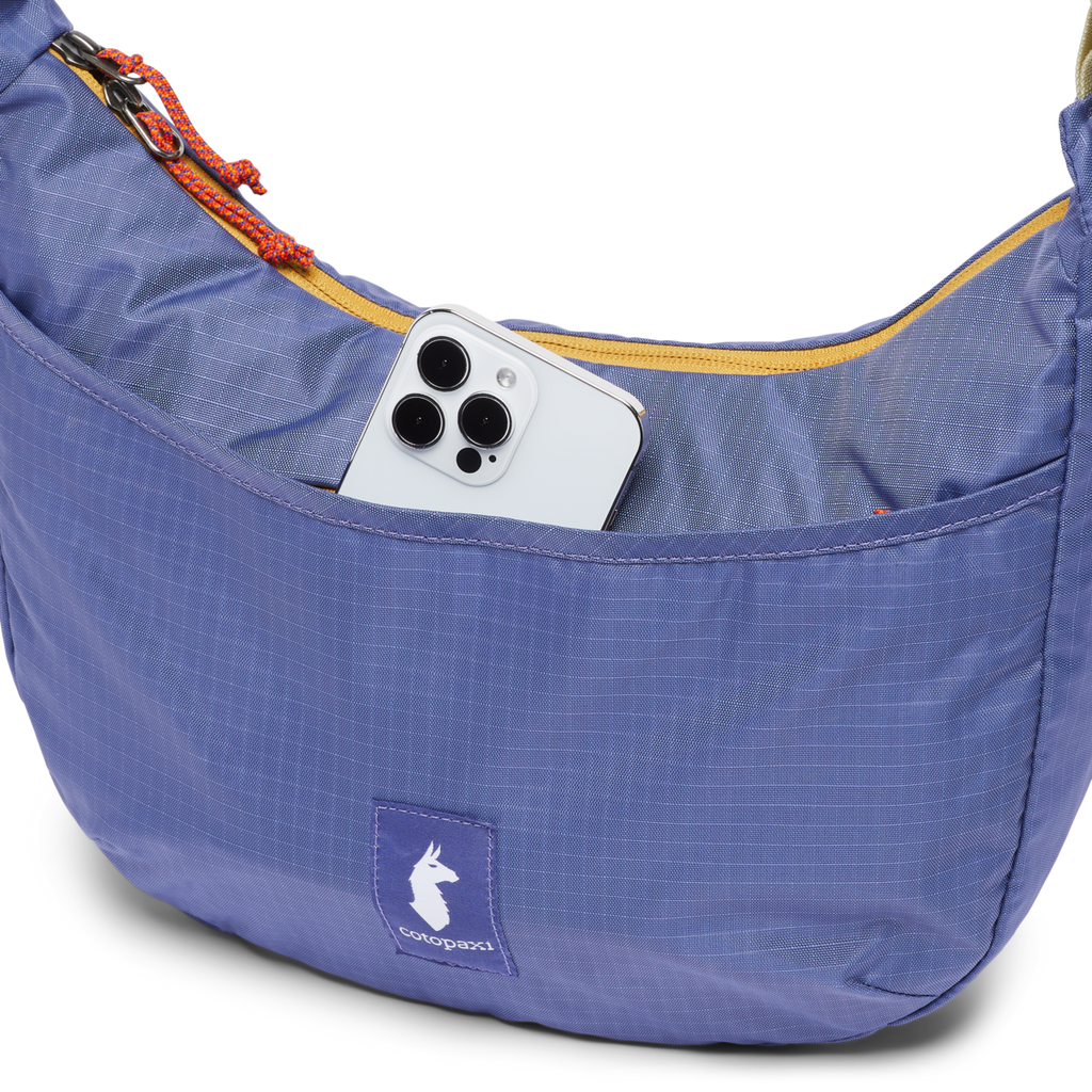 Trozo 8L Shoulder Bag