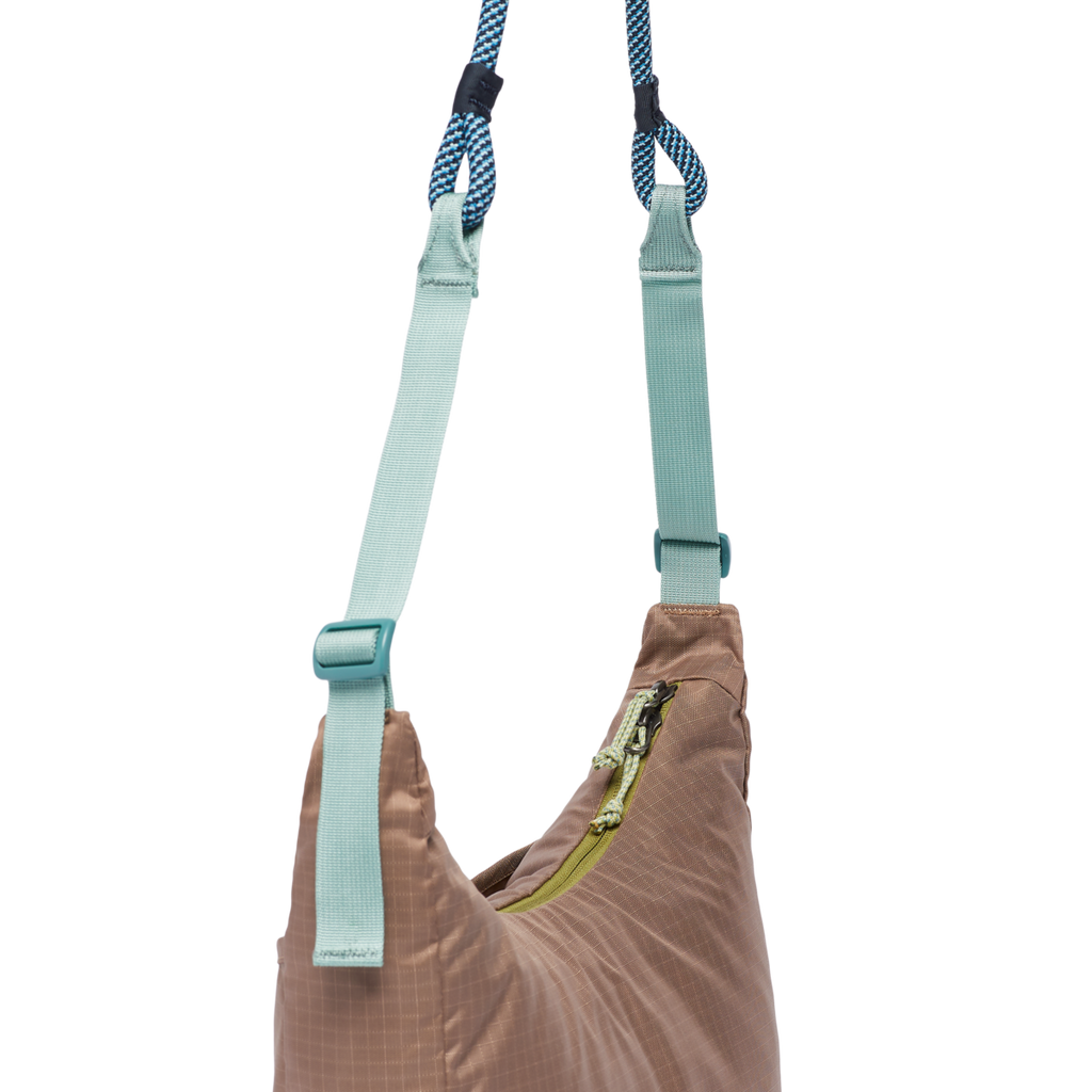Trozo 8L Shoulder Bag