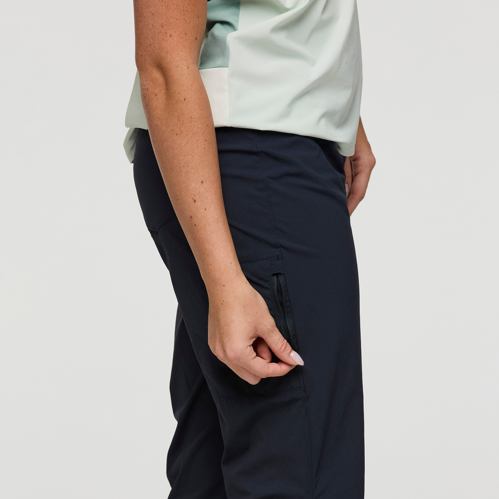 Coraje Tech Pant - Women's