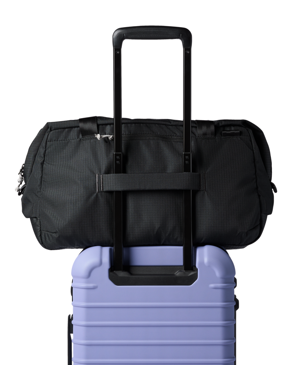 Viaje 35L Travel Duffel